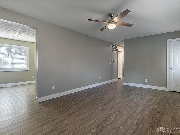 2nd image of 753 Cransberry Dr