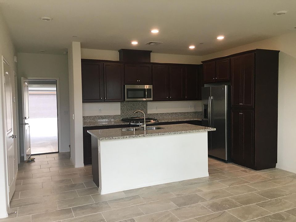 1st image of 40306 Calle Real