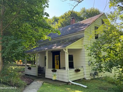 38 Wesleyan St, North Adams, MA, 01247