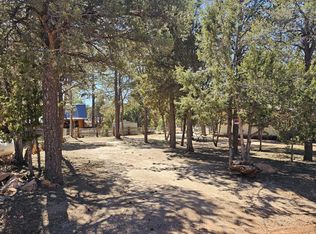 2087 Pinewood Dr, Overgaard, AZ 85933