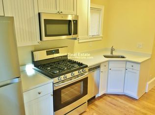 69 Walden St #2R, Cambridge, MA 02140