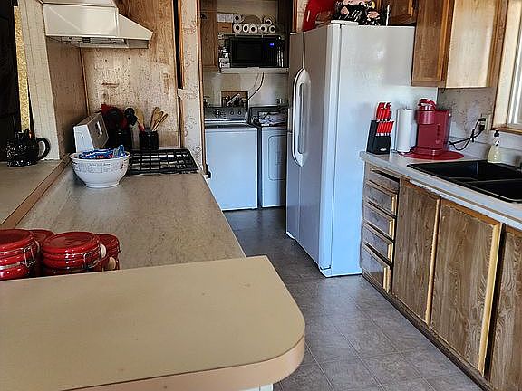 3rd image of 1939 Coronado Cir