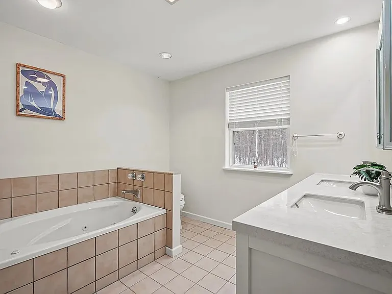 7 Sanctuary Dr #A — Photo 17