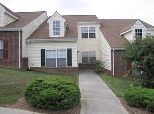 25 Hunters Ridge Ln, Rocky Mount, VA 24151