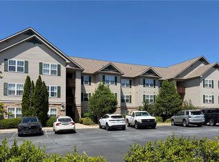1133 Harts Ridge Dr, Seneca, SC 29678