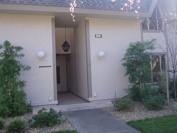Front Entry to Unit #2