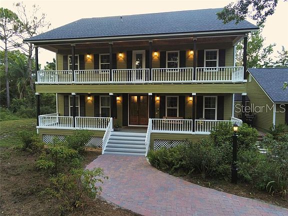 2nd image of 2205 Sultan Cir