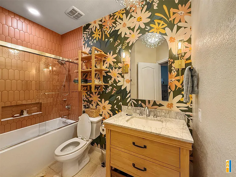 214 Marathon St — Photo 15