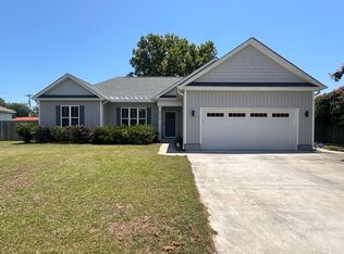 6712 Kenmore Dr, Wilmington, NC 28411