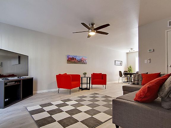3rd image of 4610 N 68th St Unit 418