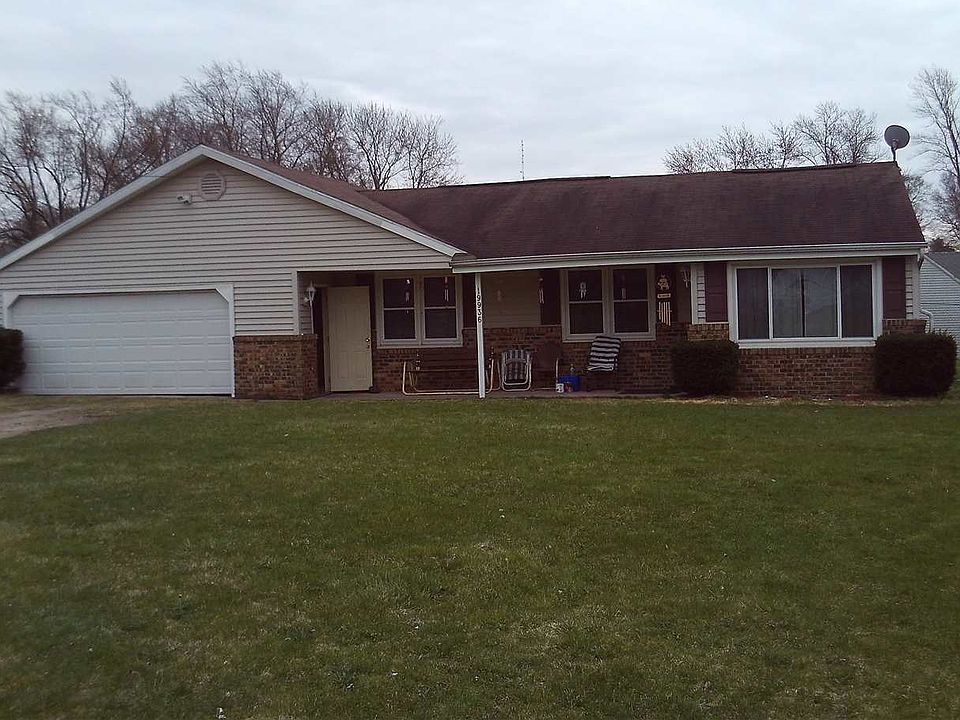 1st image of 19936 Crosswell St