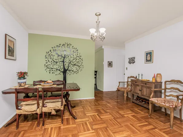 3725 Henry Hudson Parkway West image 13 of 16