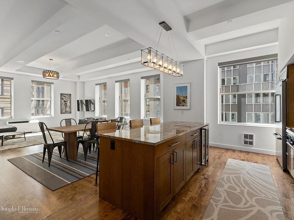 1st image of 15 Broad St APT 1620