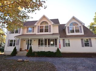 19 Choctaw Rd, Jim Thorpe, PA 18229