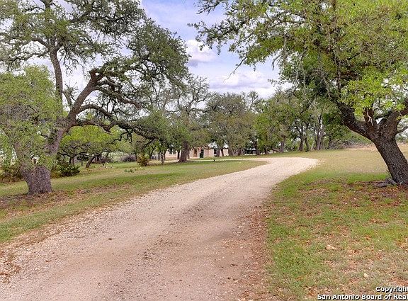 955 Axis Cir, Fredericksburg, TX 78624 | MLS #1611157 | Zillow