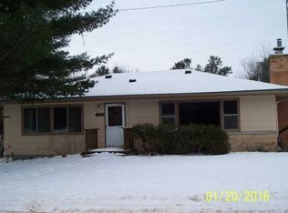 1902 Engle Ave, Friendship, WI 53934