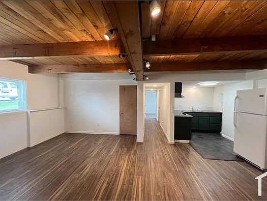 12316 SE 64th Ct — Photo 8