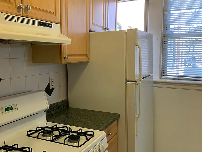 52 Garden St #7 — Photo 4