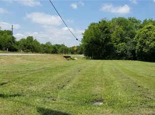 142 1st Ave, Taylor, TX 76574