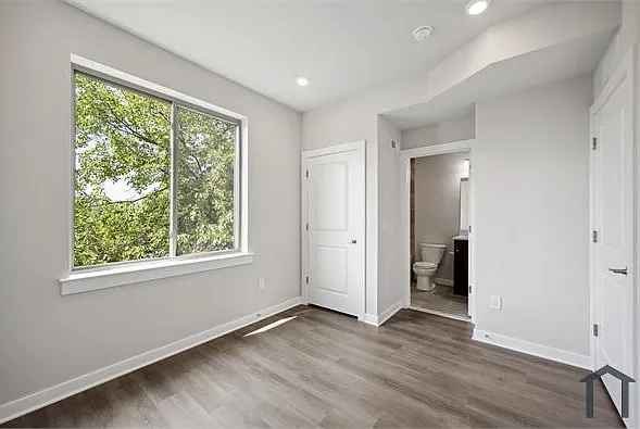1336 S Harmony St — Photo 13
