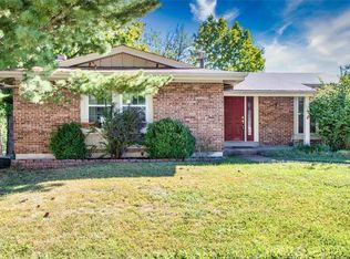 651 Clear Creek Ct, Ballwin, MO
