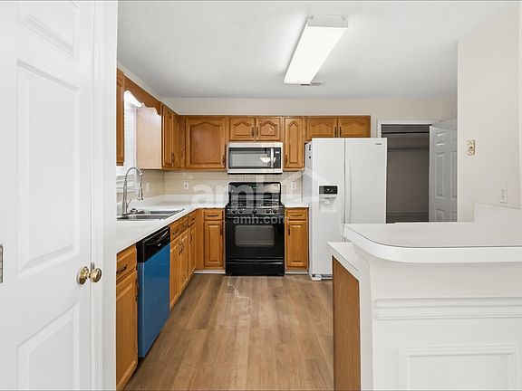 3rd image of 2793 Northgate Way NW