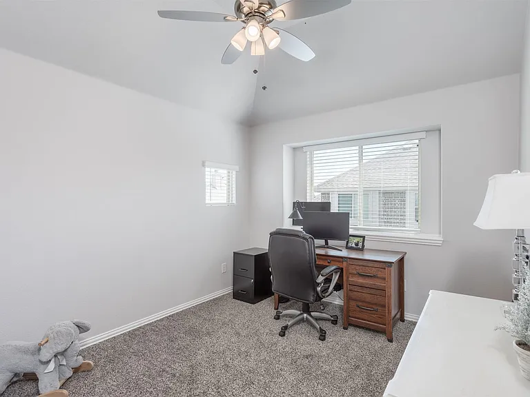 204 Garden Grove Dr — Photo 23