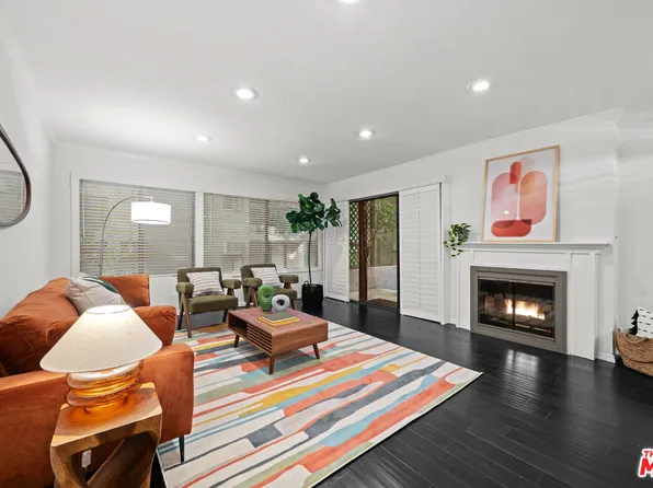 950 N Kings Rd Unit 160, West Hollywood, CA 90069