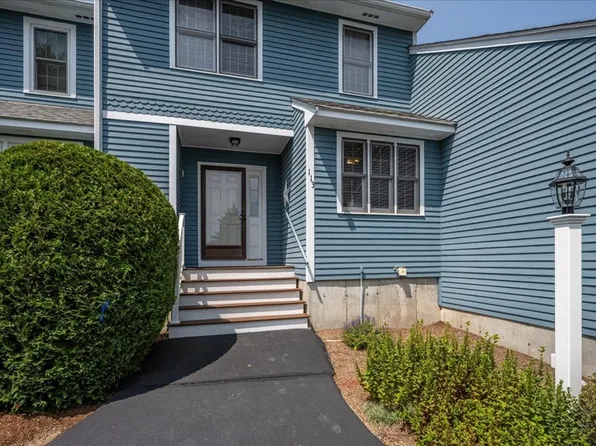 113 Laurelwood Dr, Hopedale, MA 01747