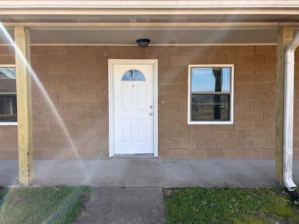 7730 County Road 2193 APT 15, Whitehouse, TX 75791