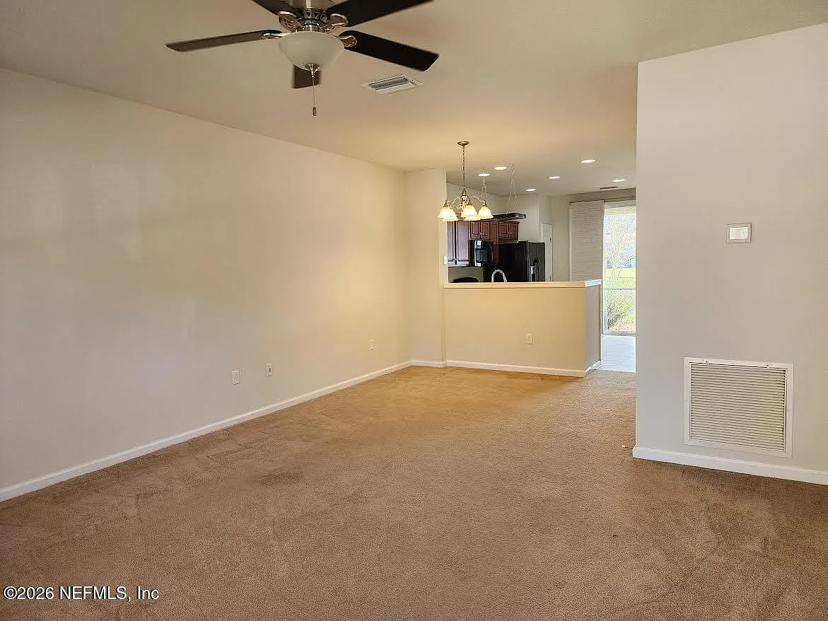 2 bed, 2.5 bath, 1248 sqft, $1,875 — Photo 3