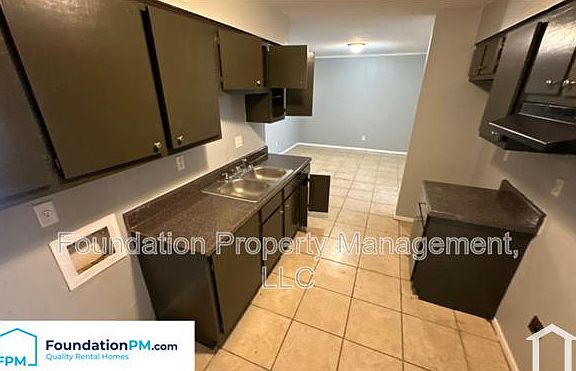4th image of 3394 Barbwood Dr