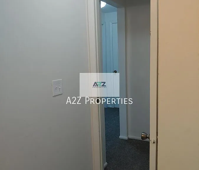 654 N 400 W — Photo 27