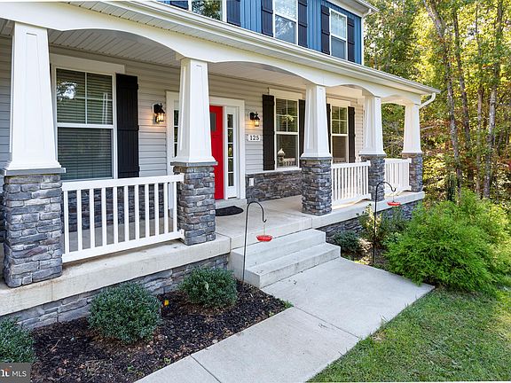 4th image of 125 Empress Alexandra Pl