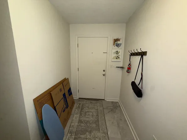 196 Old River Rd, Lincoln, RI