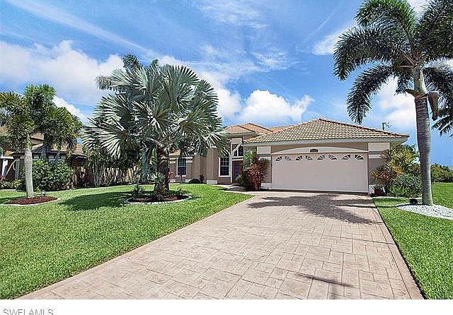 1st image of 2608 SW 46th Ter