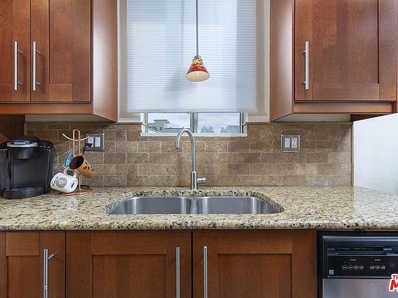 5th image of 5437 Corteen Pl APT 211