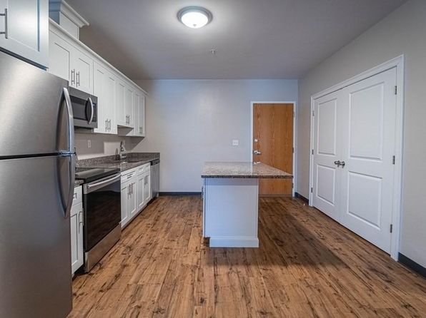 75 Commercial St #202