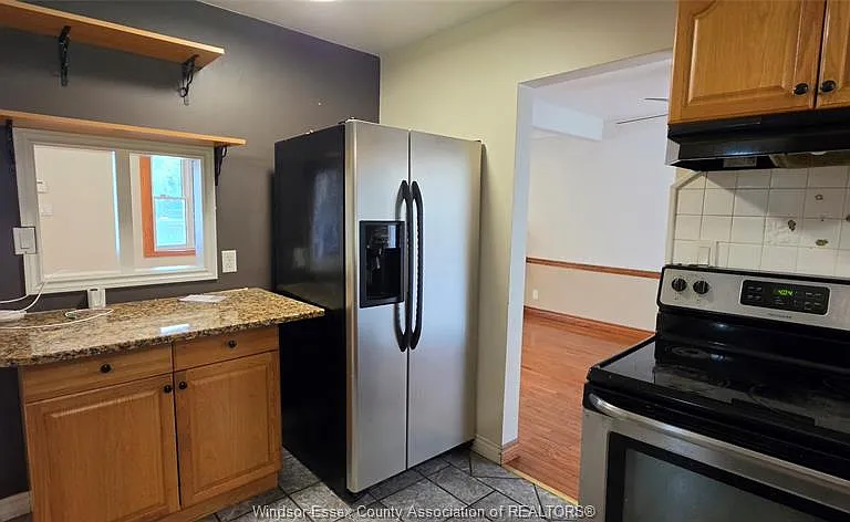 1050 Bartlet Dr — Photo 5