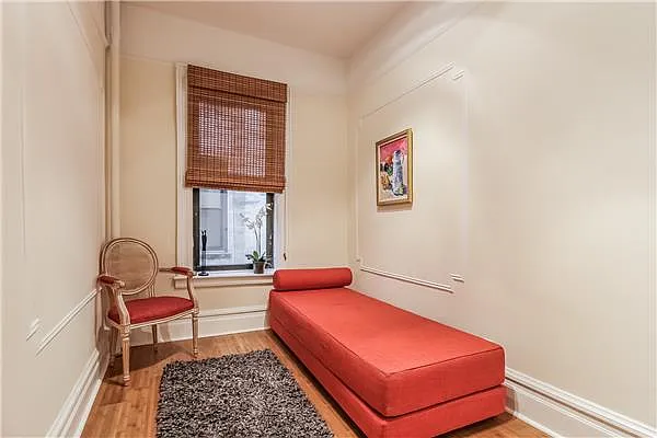 Sold by Avenue Sotheby's International Realty | media 16