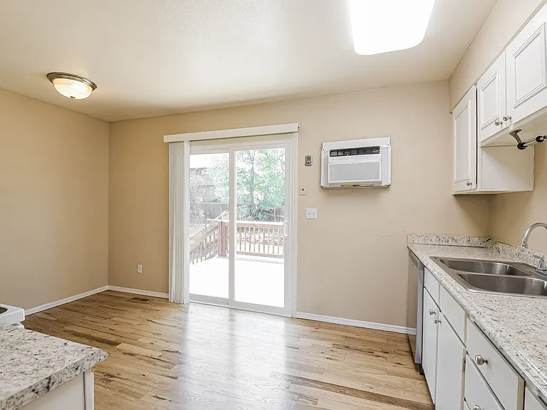 11664 W Saratoga Ave — Photo 3