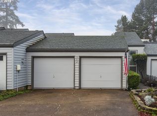 962 NW 11th St, McMinnville, OR