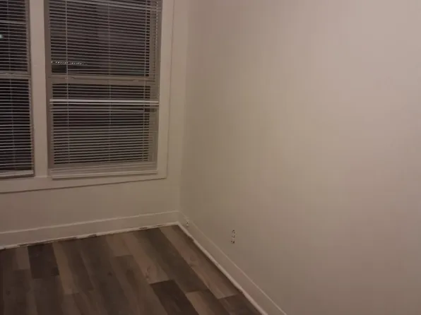 1029 W Temple St, Houston, TX 77009