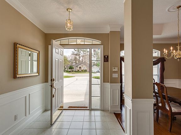 Entry_Foyer