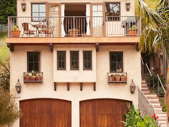 Charming Pacifica home with Mediterranean details.