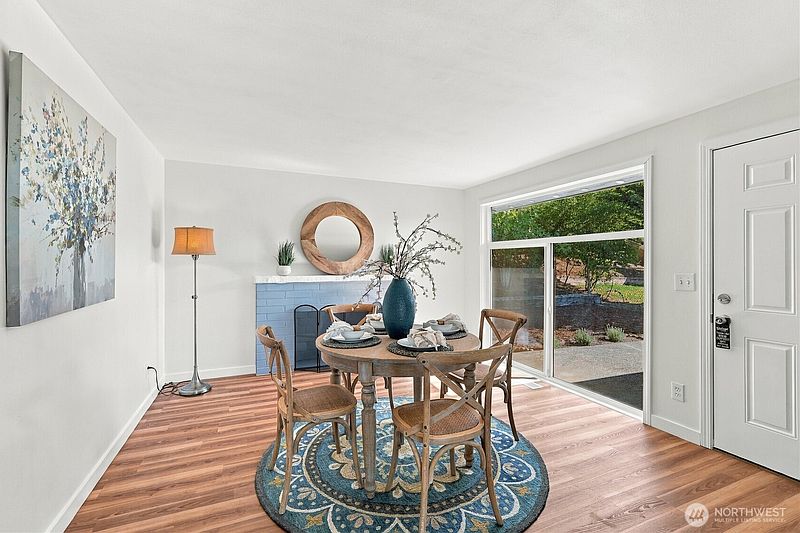 5th image of 5922 23rd Avenue S