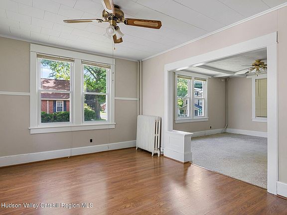 5th image of 169 E Chester Street