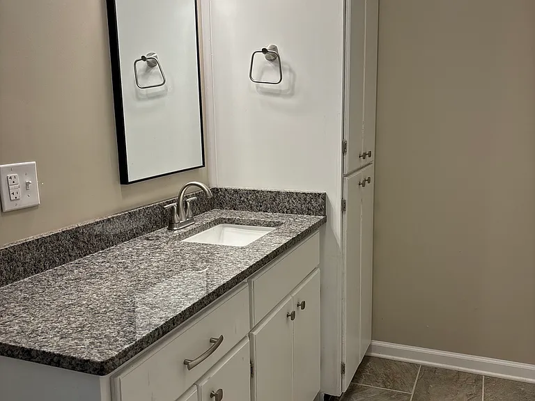 373 Cherokee Ave #387 — Photo 11