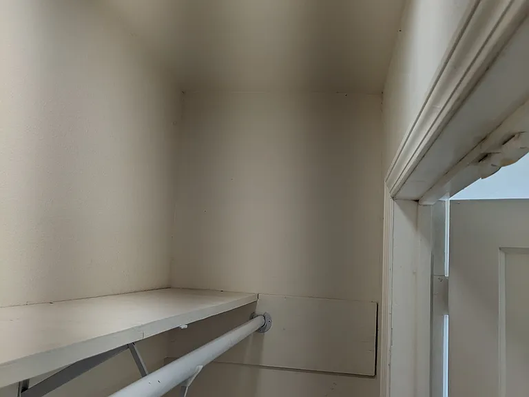 442 Harlan St — Photo 7