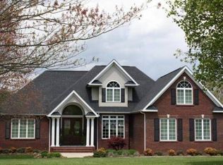 19437 Stirrup Dr, Abingdon, VA 24211